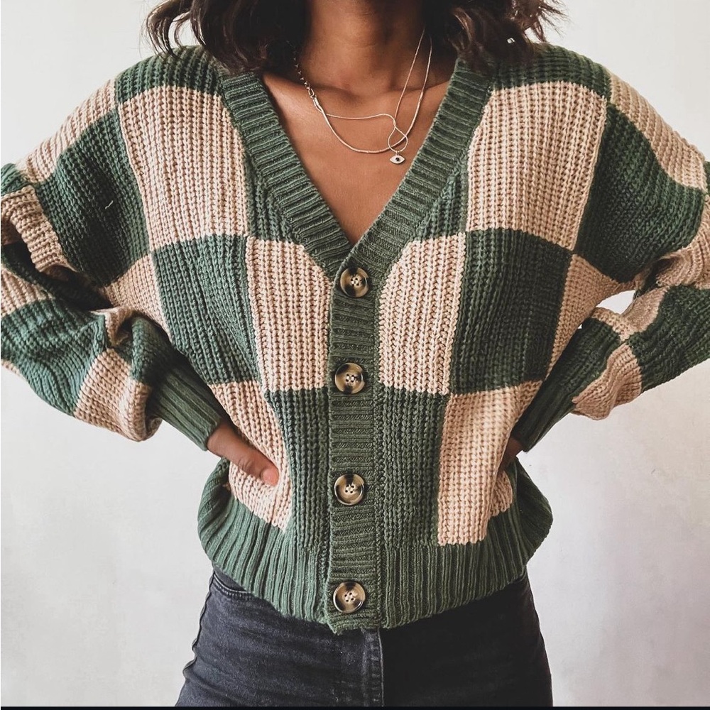 Love Tree Green/Tan Checkered Cardigan Size M